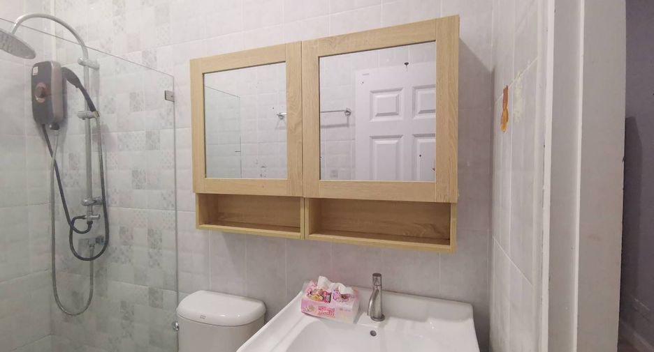 À vendre et à louer 4 chambres maison à Hua Hin, Prachuap Khiri Khan