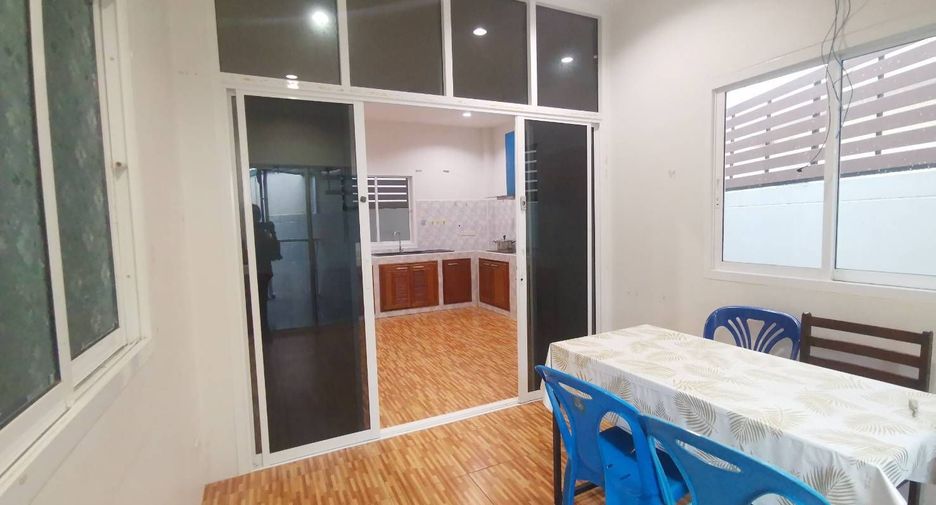 À vendre et à louer 4 chambres maison à Hua Hin, Prachuap Khiri Khan
