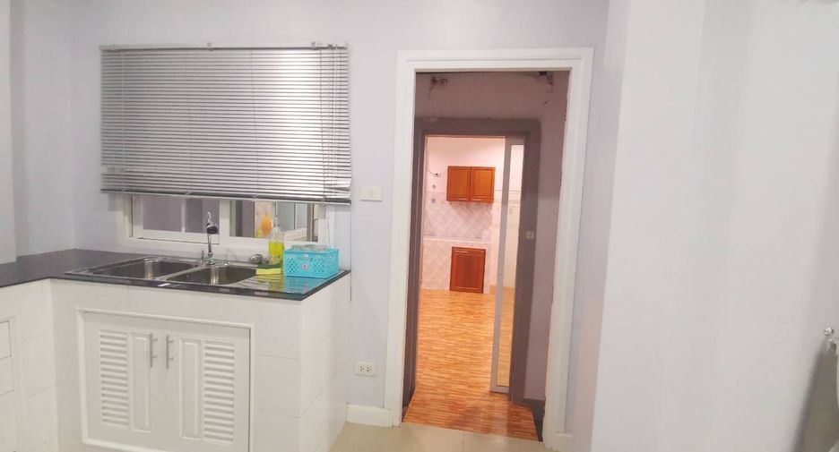 À vendre et à louer 4 chambres maison à Hua Hin, Prachuap Khiri Khan