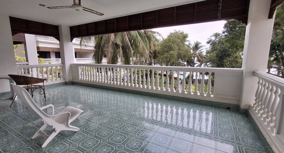 For sale 3 bedrooms condo in Cha Am, Phetchaburi