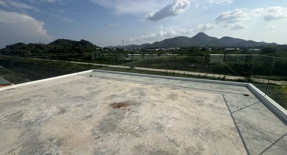 À vendre et à louer 4 chambres villa à Hua Hin, Prachuap Khiri Khan