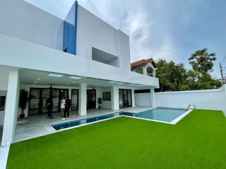 Villa zur Miete mit 5 Zimmer in Bang Lamung, Chonburi