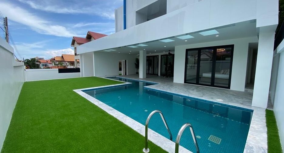 Villa en alquiler de 5 habitaciones en Bang Lamung, Chonburi