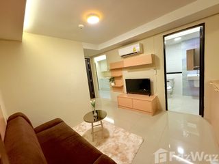 For sale 1 bed condo in Wang Thonglang, Bangkok