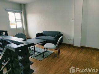 出售 和 出租 2 卧室 联排别墅 在 Mueang Chiang Mai, Chiang Mai