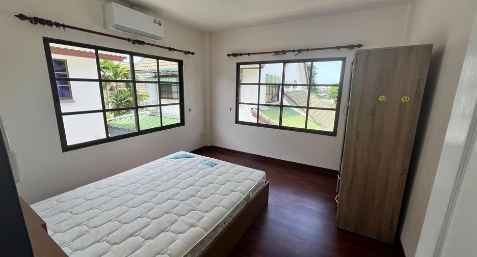 出租 3 卧室 独立屋 在 Bang Lamung, Chon Buri