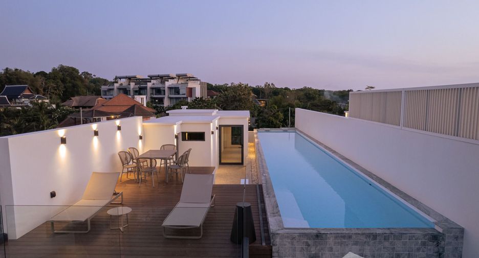 For rent 4 bedrooms villa in Mueang Phuket, Phuket