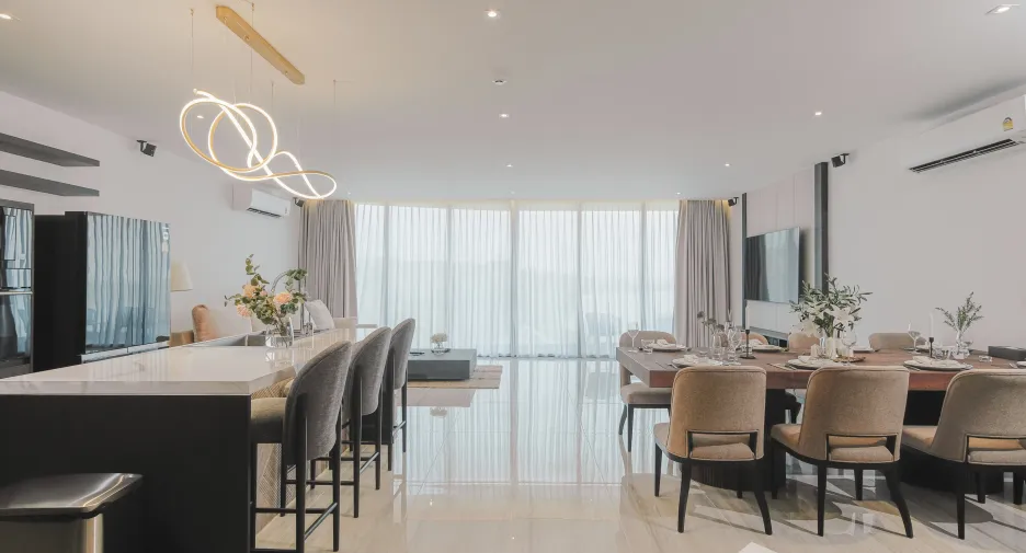 For rent 4 bedrooms villa in Mueang Phuket, Phuket