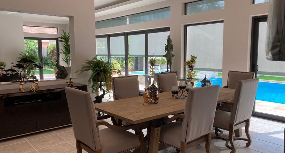 For sale and for rent 4 bedrooms house in Bang Lamung, Chonburi
