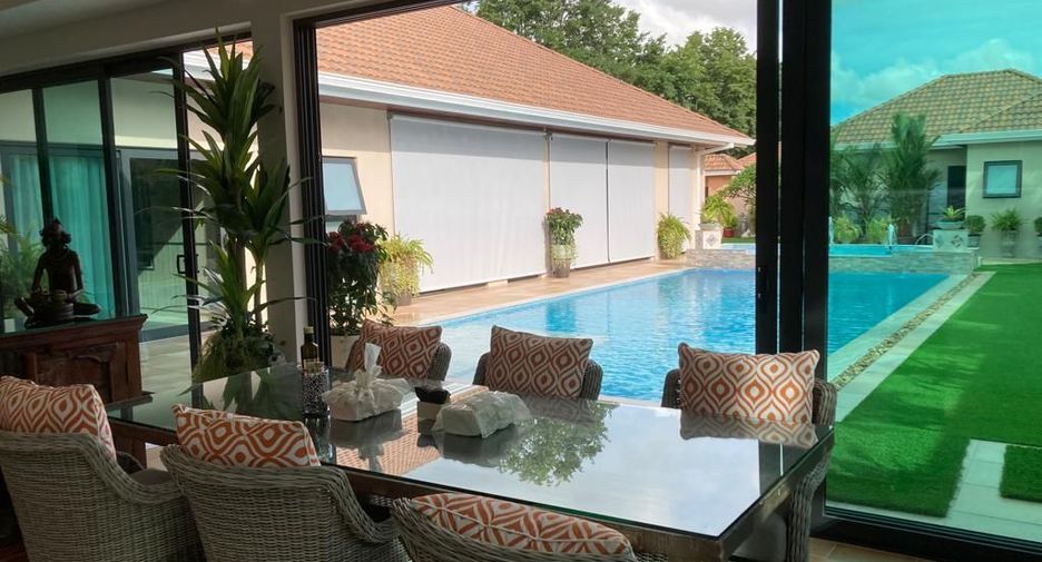 For sale and for rent 4 bedrooms house in Bang Lamung, Chonburi