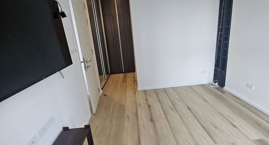 For sale 1 bed condo in Huai Khwang, Bangkok