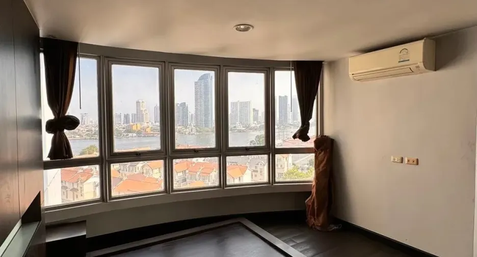 For sale 3 bedrooms condo in Bang Kho Laem, Bangkok