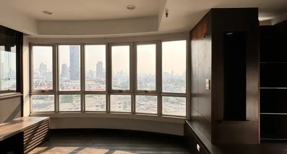 For sale 3 bedrooms condo in Bang Kho Laem, Bangkok