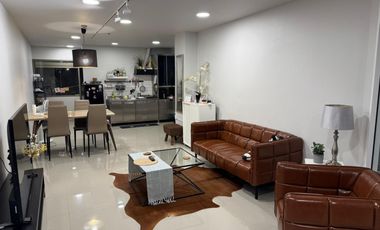 For sale and for rent 2 bedrooms condo in Khlong Toei, Bangkok