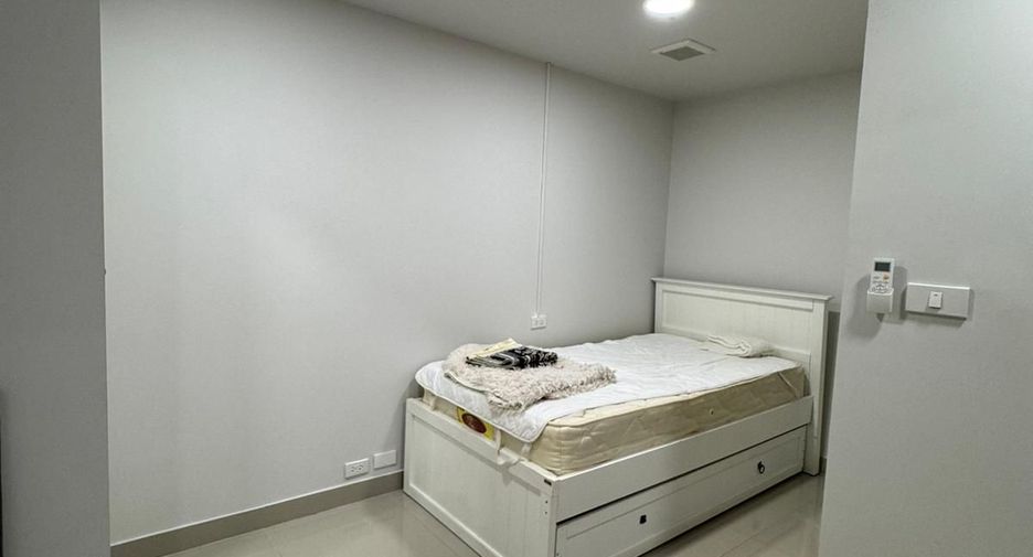 For sale and for rent 2 bedrooms condo in Khlong Toei, Bangkok