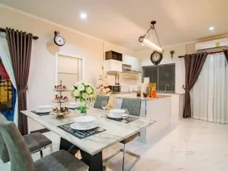 Villa zur Miete mit 5 Zimmer in Hua Hin, Prachuap Khiri Khan