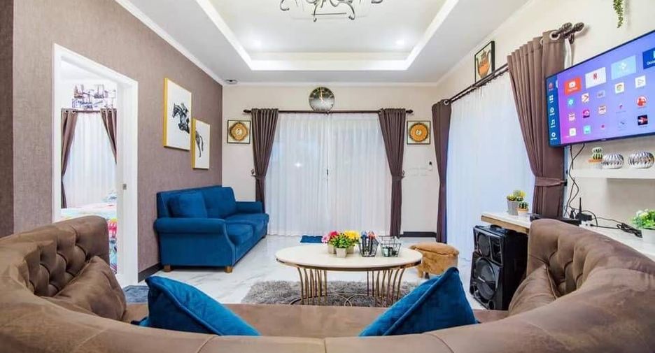 For rent 5 bedrooms villa in Hua Hin, Prachuap Khiri Khan