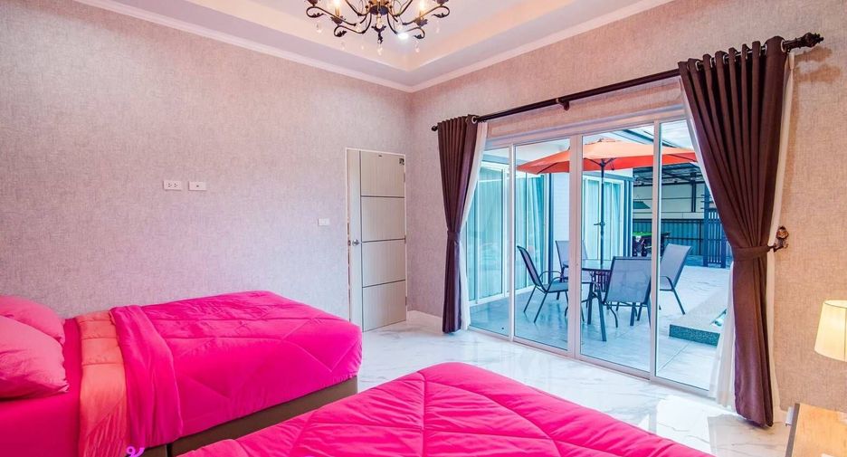 For rent 5 bedrooms villa in Hua Hin, Prachuap Khiri Khan