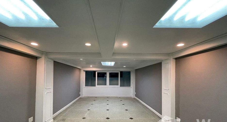 For sale office in Bang Sue, Bangkok