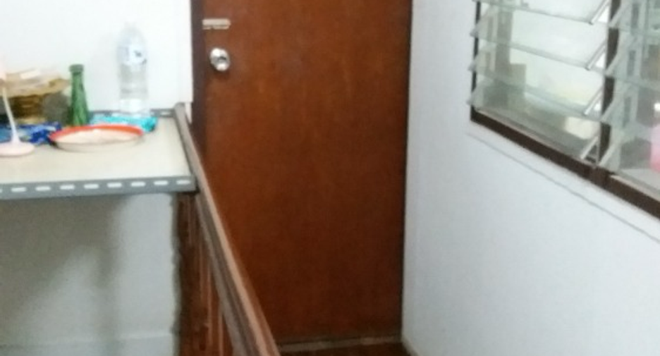 出售 3 卧室 联排别墅 在 Lat Phrao, 曼谷