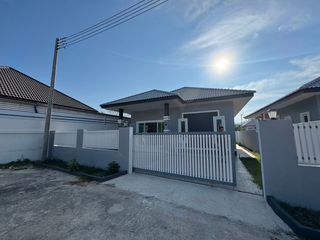 For sale 2 ベッドルーム house in Cha Am, Phetchaburi
