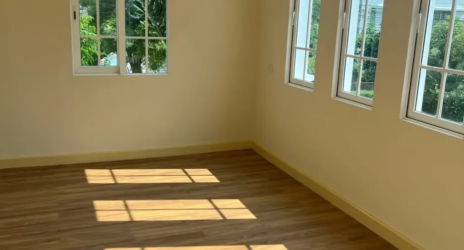 For sale 3 bedrooms house in Prawet, Bangkok
