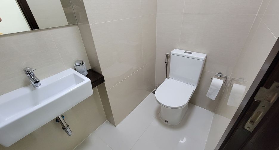 For sale 2 bedrooms condo in Mueang Phuket, Phuket