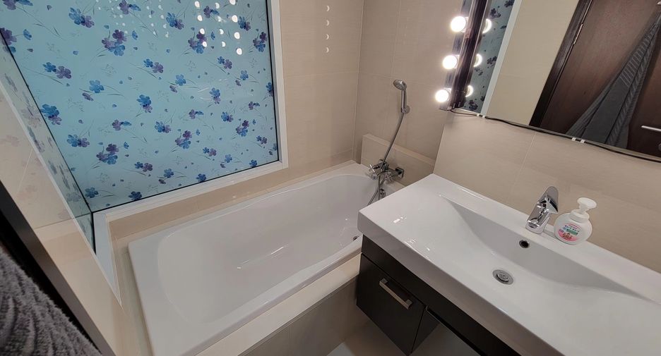 For sale 2 bedrooms condo in Mueang Phuket, Phuket