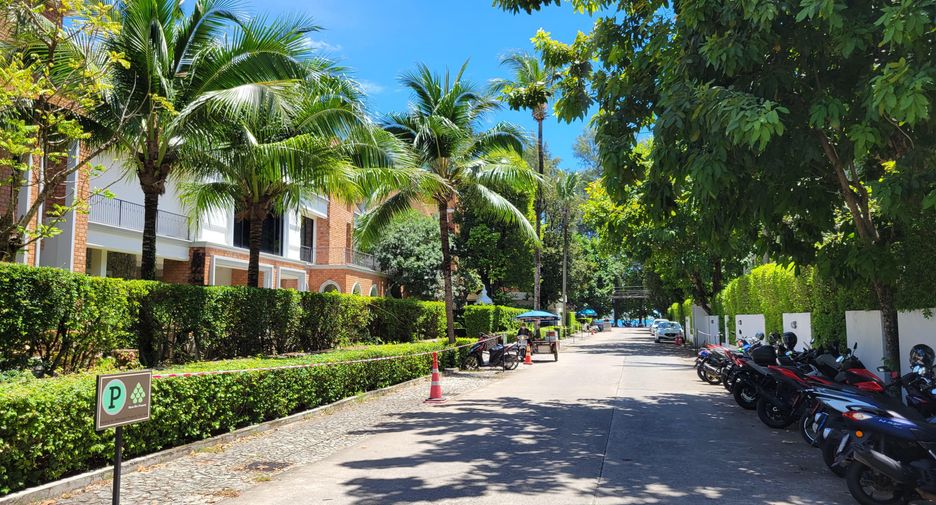 For sale 2 bedrooms condo in Mueang Phuket, Phuket