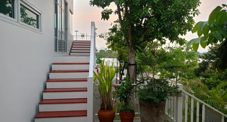 For sale 4 bedrooms house in Hua Hin, Prachuap Khiri Khan