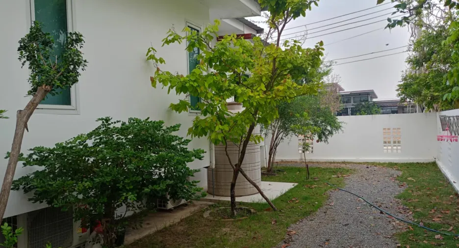 For sale 4 bedrooms house in Hua Hin, Prachuap Khiri Khan