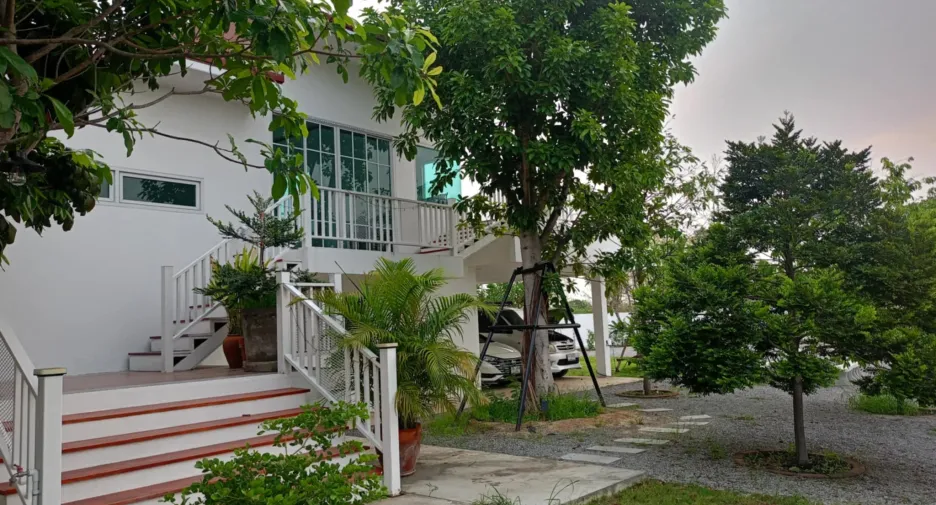 For sale 4 bedrooms house in Hua Hin, Prachuap Khiri Khan