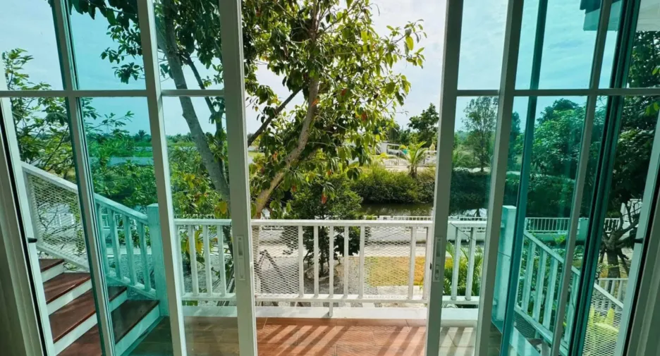 For sale 4 bedrooms house in Hua Hin, Prachuap Khiri Khan