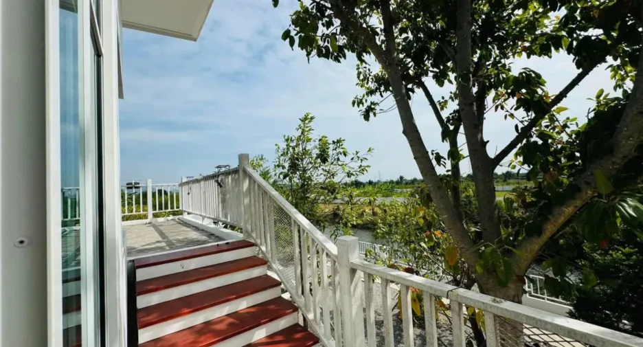 For sale 4 bedrooms house in Hua Hin, Prachuap Khiri Khan