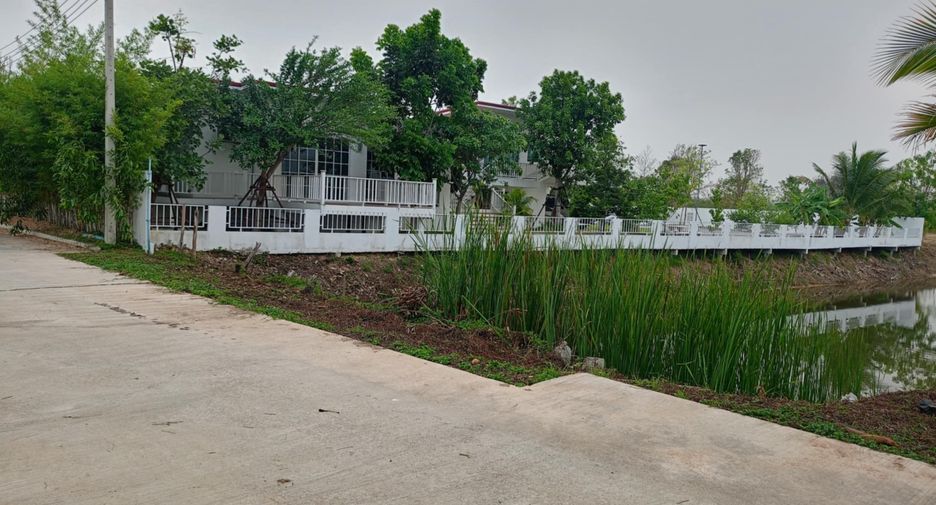 For sale 4 bedrooms house in Hua Hin, Prachuap Khiri Khan