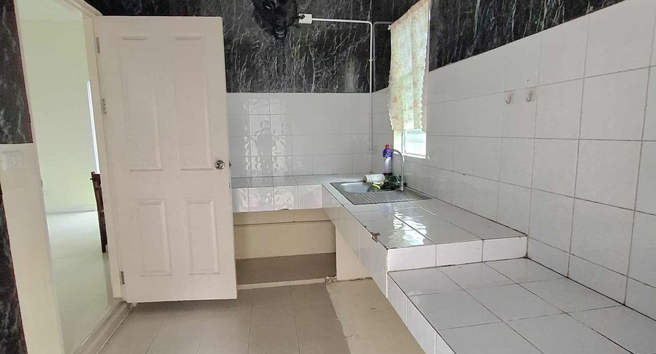 For rent 3 bedrooms house in Pak Kret, Nonthaburi
