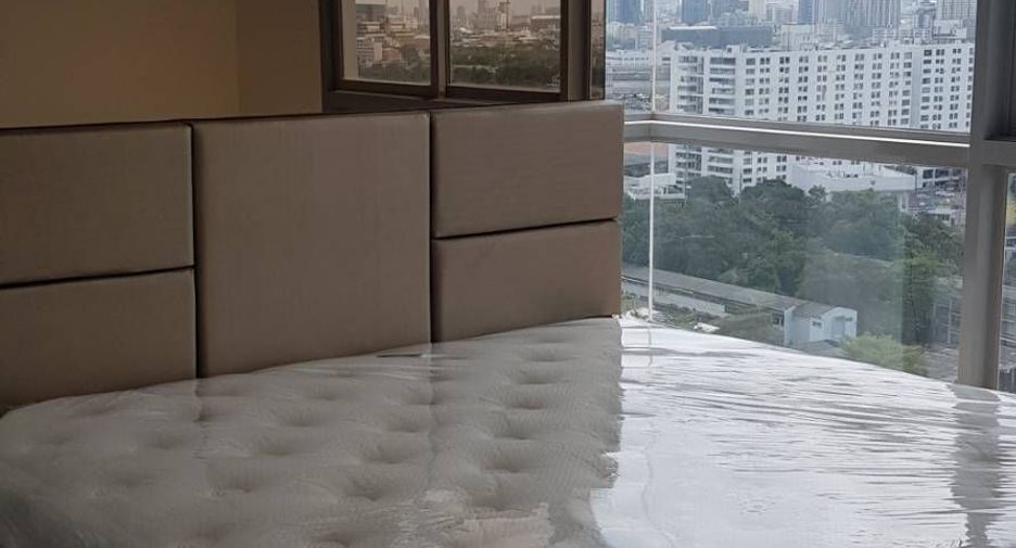 For sale 2 bedrooms condo in Bang Sue, Bangkok