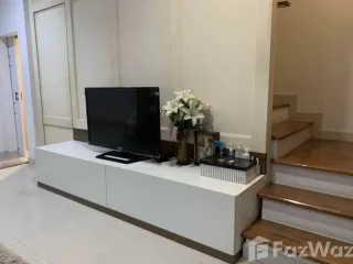 For sale and for rent 3 bedrooms townhouse in Chom Thong, Bangkok