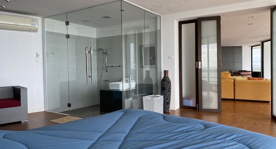 For sale 5 bedrooms condo in Mueang Rayong, Rayong