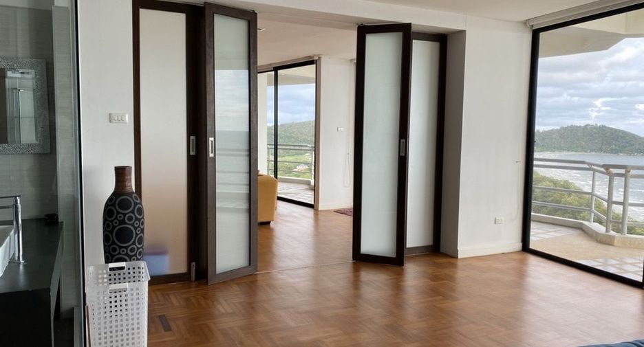 For sale 5 bedrooms condo in Mueang Rayong, Rayong