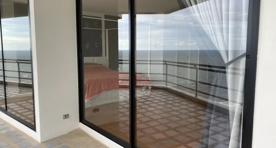For sale 5 bedrooms condo in Mueang Rayong, Rayong