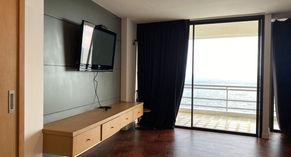 For sale 5 bedrooms condo in Mueang Rayong, Rayong