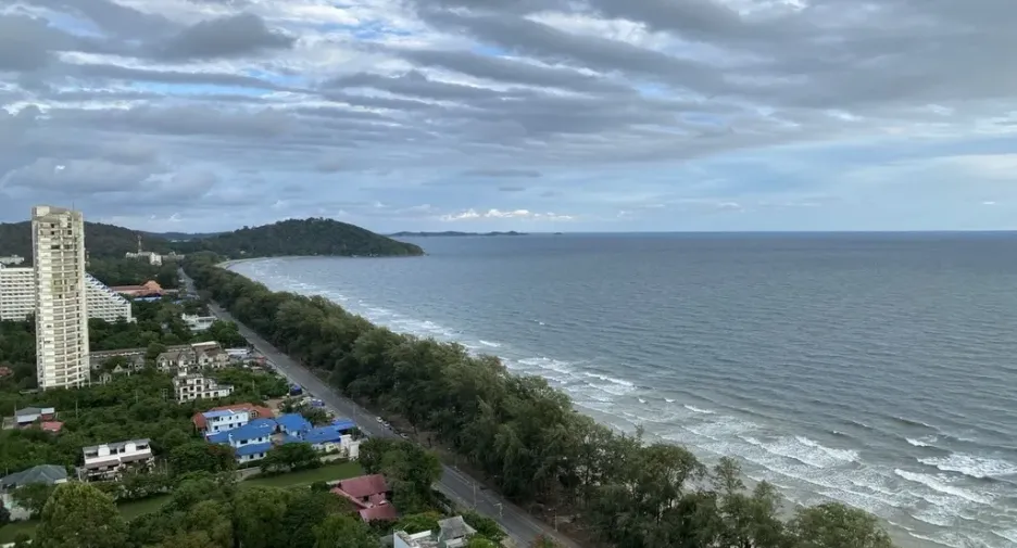 For sale 5 bedrooms condo in Mueang Rayong, Rayong