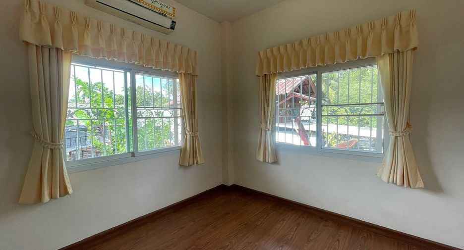 For sale 4 bedrooms house in San Sai, Chiang Mai