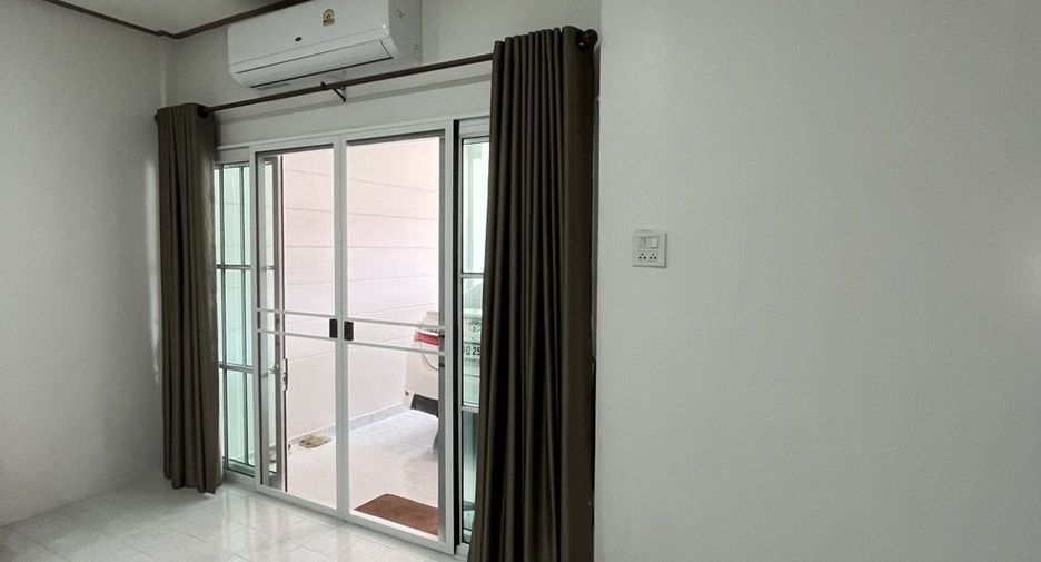 À louer 2 chambres maison à Mueang Phuket, Phuket