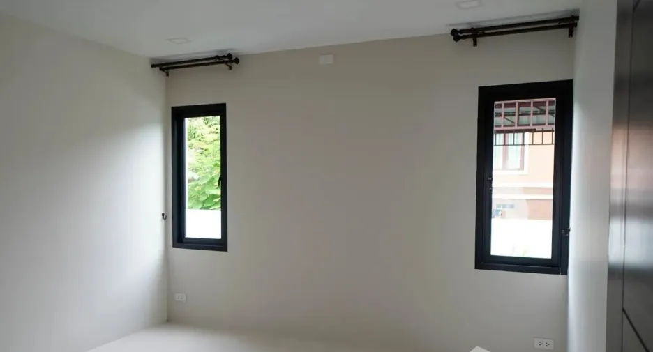 À vendre 6 chambres maison à San Pa Tong, Chiang Mai