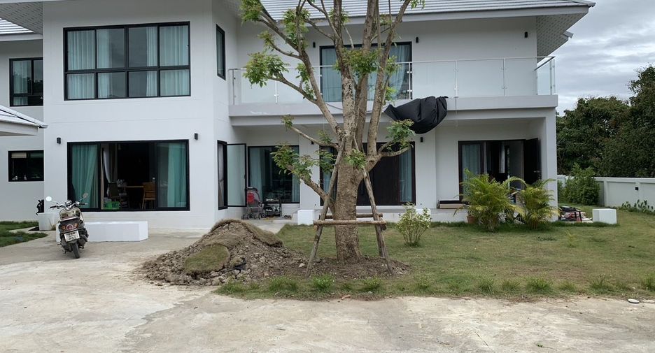 À vendre 6 chambres maison à San Pa Tong, Chiang Mai