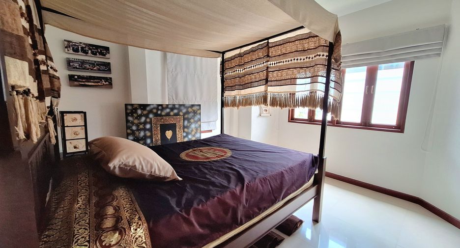 For rent 3 bedrooms villa in Hua Hin, Prachuap Khiri Khan