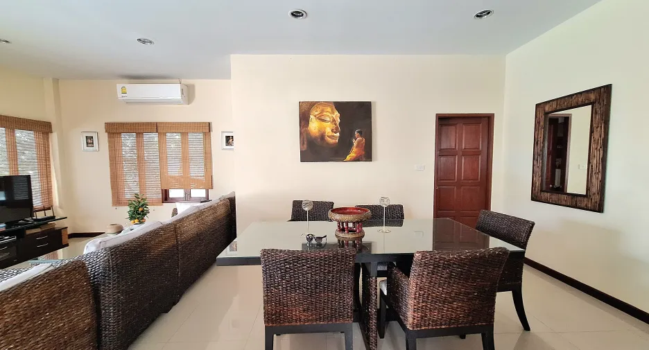For rent 3 bedrooms villa in Hua Hin, Prachuap Khiri Khan