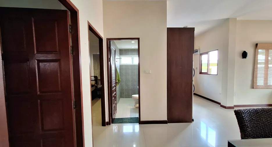 For rent 3 bedrooms villa in Hua Hin, Prachuap Khiri Khan
